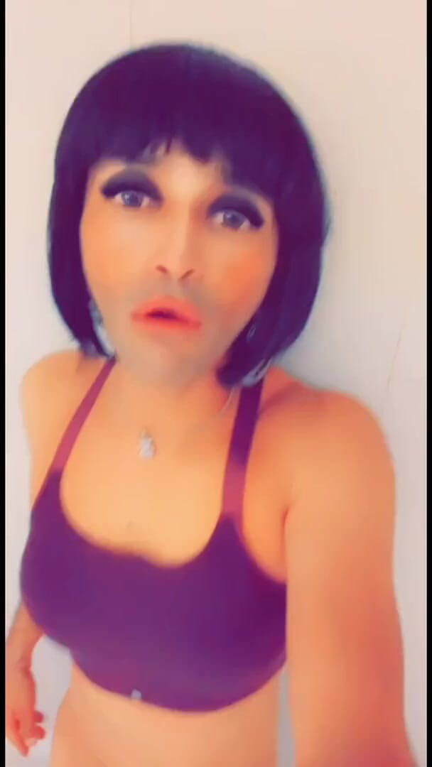 Sissy Slut Brianna: Bundle of nasty in the shower