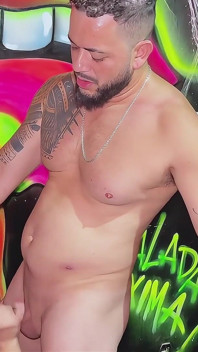 I Went to the Club with My Friend and Had Fun at the End