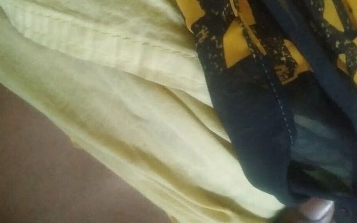 Sexyboy1: 和印度热辣哥在家里的精彩性爱！