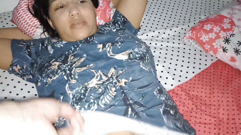 Pikaa6: Kongkek pepek jiran saya, saya mahukan zakar awak di dalam...