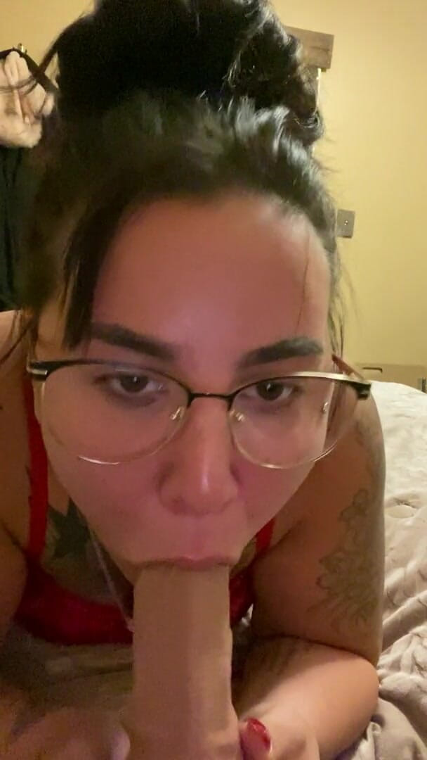 MzKiTTy91: Pawg wife sucking big dick ends with huge facial