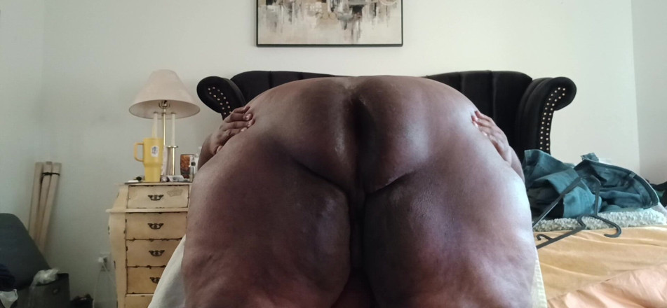 FantomeBi: Oiling and Fucking My Virgin Ass