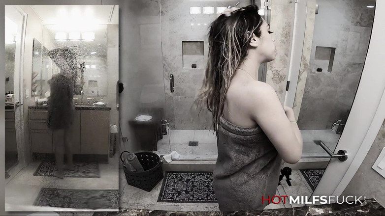 Hot Milfs Fuck: Incredible Undercover Super Slut