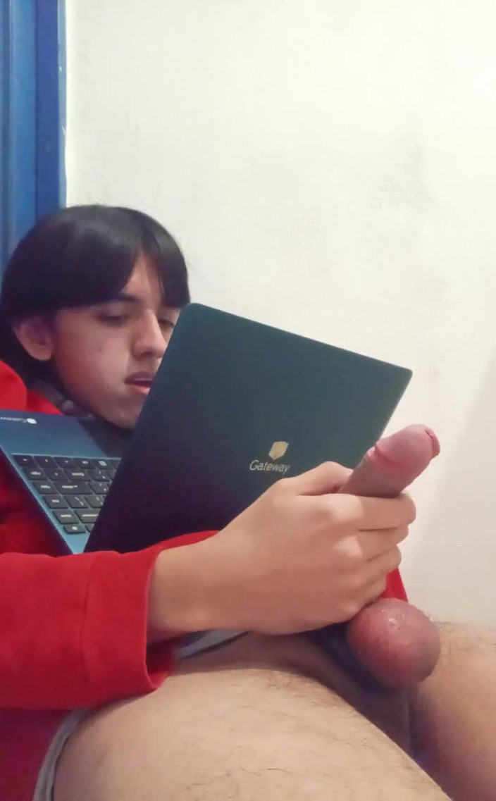 Miguelo Sanz: Masturbasi yang enak bang1