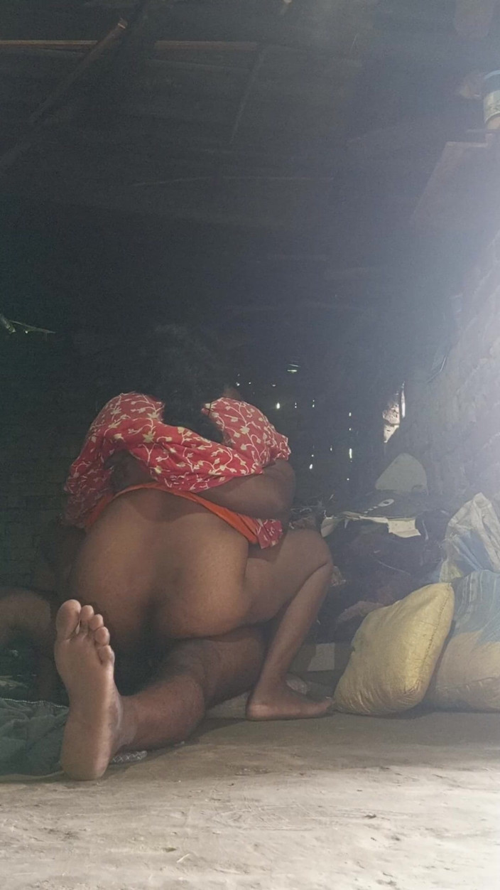 Auntixxx69: Aunty's Bald Husband Puts His Entire Penis Into Aunty's Pussy
