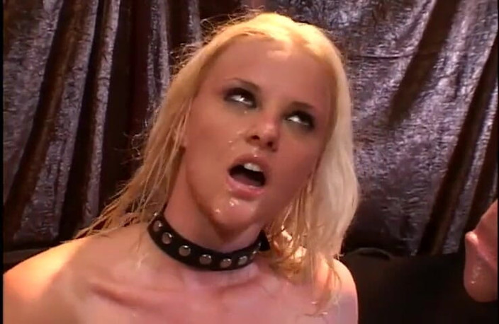 Radical: Horny anal slut, all in latex and in a good...