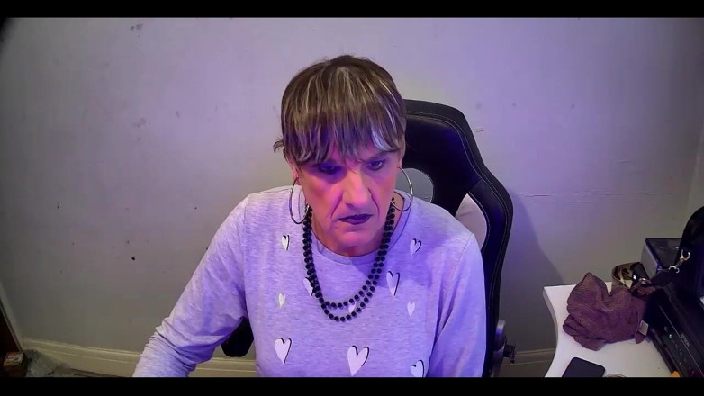Mature Tina TV: A casa