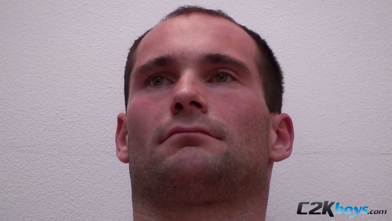 C2K Boys: Otokar jari kakinya dan tegang seluruh badannya dalam orgasme panas