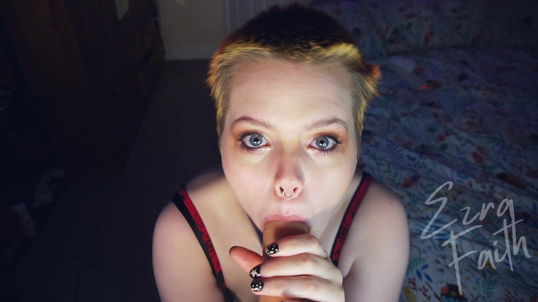 Ezra faith: I beta testing della troia addestrata - Ubbidisci - Ezra fede buzzcut...