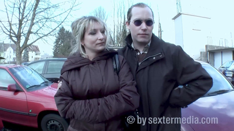 Sextermedia by Pete: Blonde Housewife with Willing Cunt