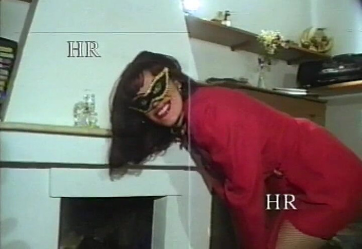 Italian swingers LTG: Porno italiano anni '90 esclusivo con donne non rasate - sesso in...