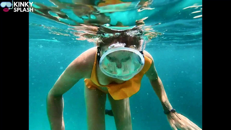 UKCuteGirl Lucy Lauren: Підводна повія в раю - підводний спалах і неслухняна спокуса