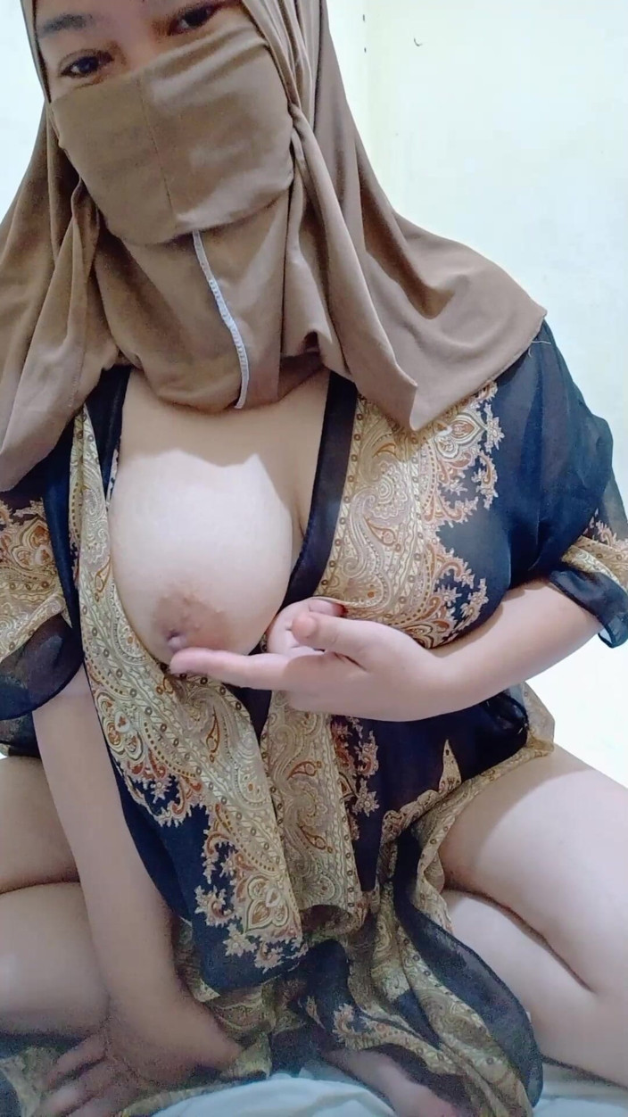 Vaginabig88: Hijab Village Girl Part 2