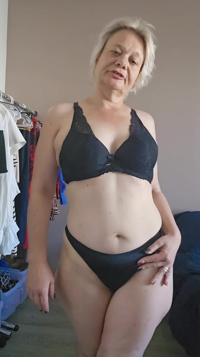 Sofy13: The Day Is Overheated, I'm All Wet, I Have a...