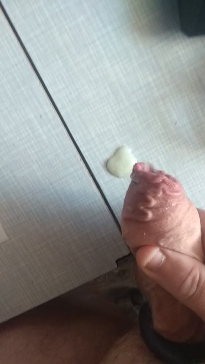 rokiroo: 精子的乐趣