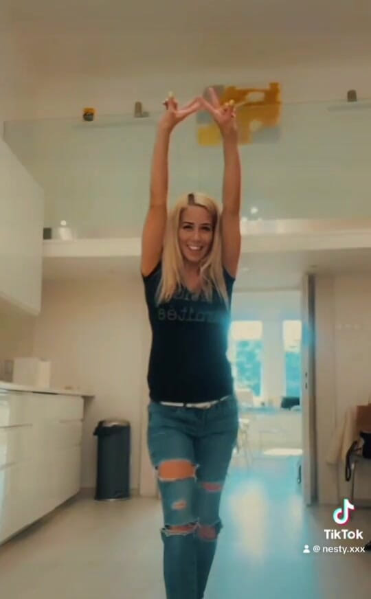 Nesty: 틱톡에서 나를 팔로우하는 남자들