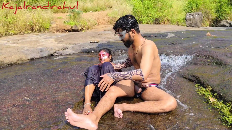 Sexy biwi: Ich nahm meine jüngere schwägerin in den Dschungel und fickte...