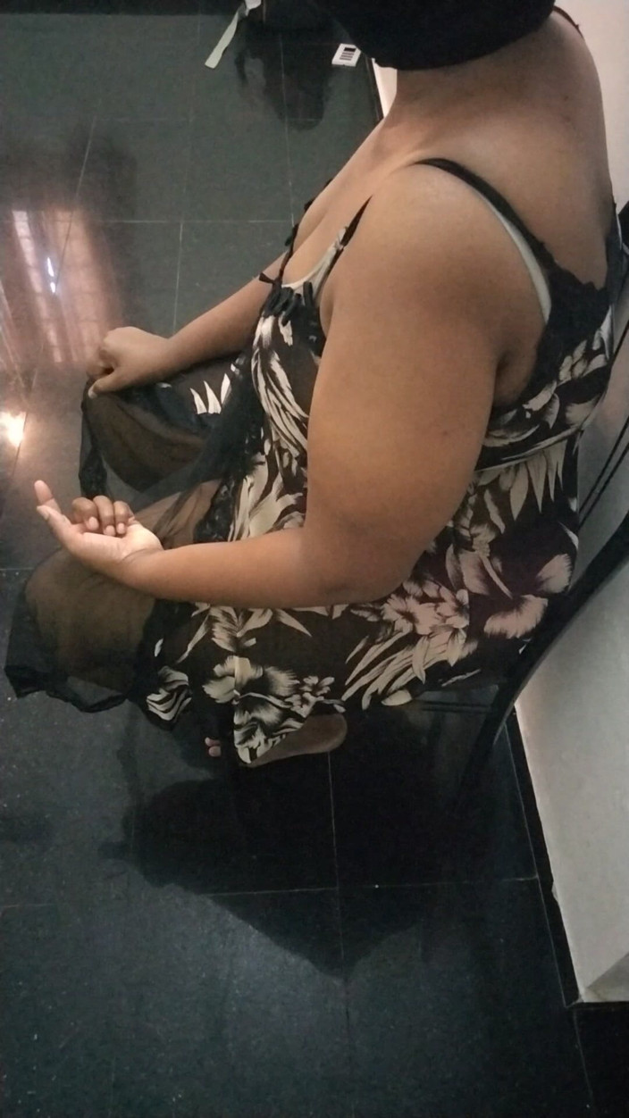 Tamil lesbian: New Chubby Aunty Casual Talking