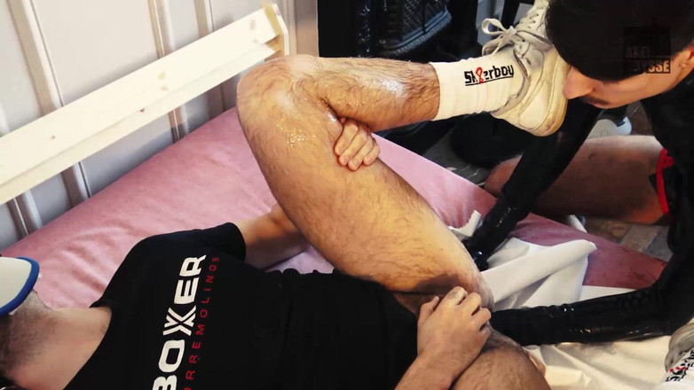 Axel Abysse: Axel Abysse Trouble