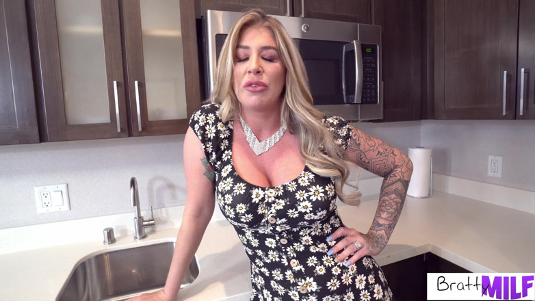 BrattyMilf: Stepmom Gave Me a Boner - S1:e8