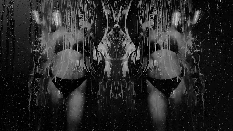 Goddess Misha Goldy: "Мокре" vip-частування!