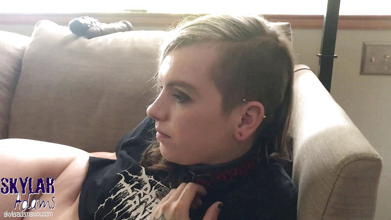 Skylar Adams: 肛门乐趣