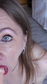 I suck big white cock and fuck my tits
