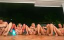 Good Girls Mansion: Grup de femei latino se masturbează și dansează cu fundurile lor,...