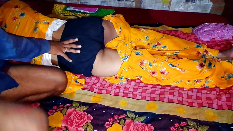 Priya Sena: Amigo fode sua esposa com amigo Malik juntos