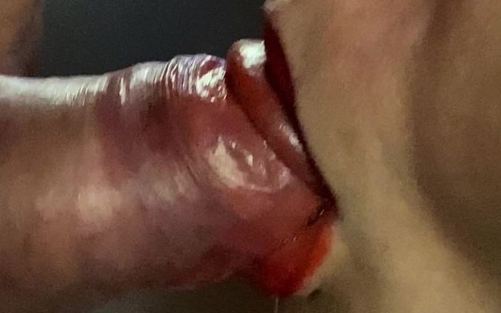 Nikky_Elise: Närbild avsugning