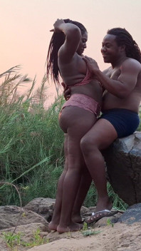 Sex na ostrově v poušti uprostřed oceánu šukat před davem