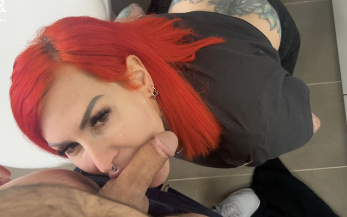 Cat-Coxx: I Give the Best Deepthroat to a Stranger!