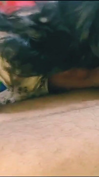 ฉันชอบดูน้องสาวไม่แท้สุดร่านของฉัน