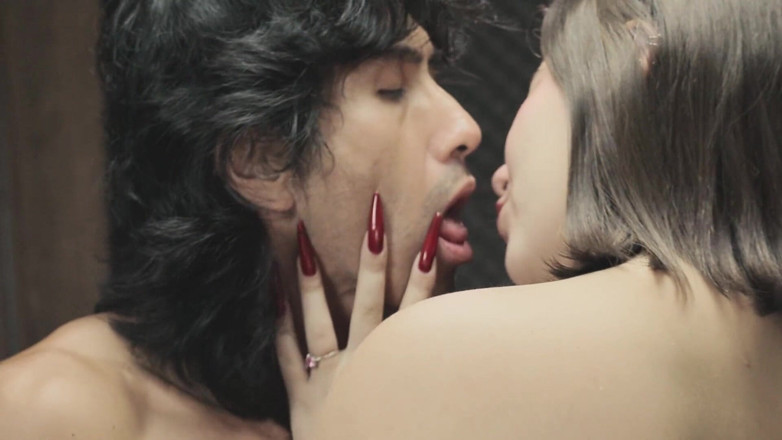 Amateur world: Strong Threesome Sex