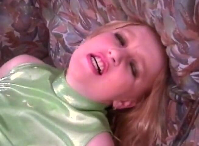 BBC Bootycasting: Blonde whore likes being plowed by BBC