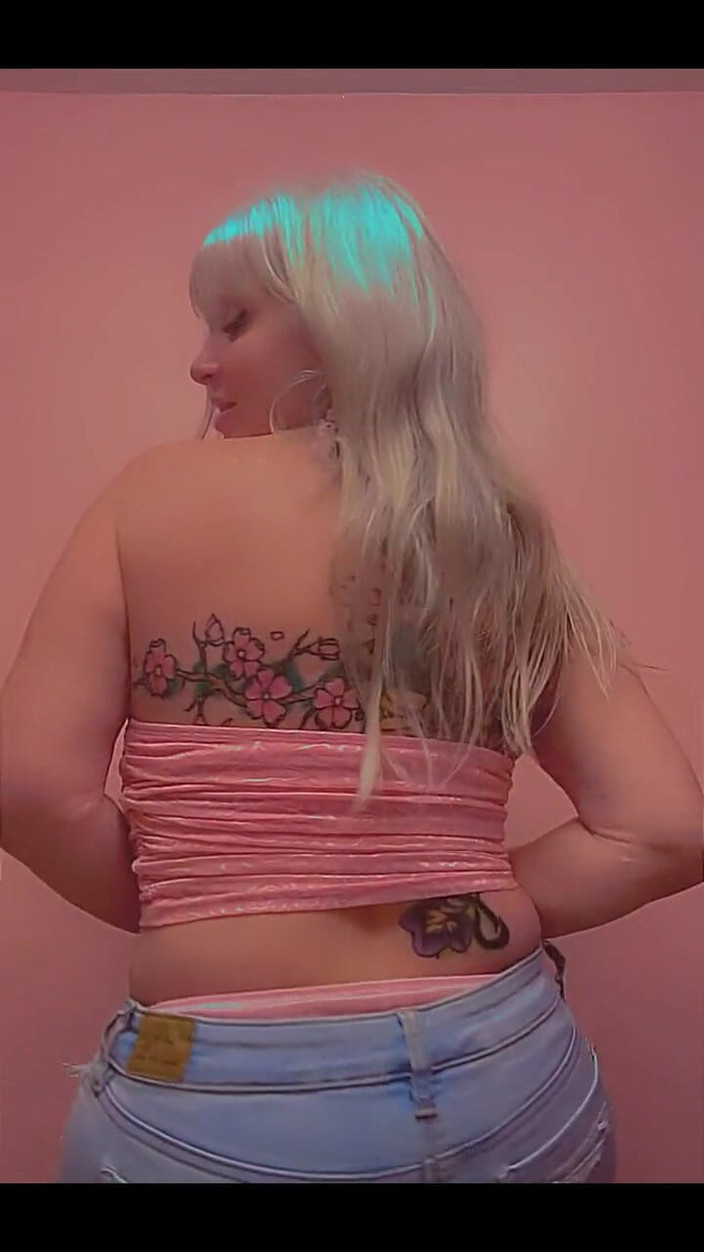 PaintedRose: Ik ben gewoon aan het spuiten