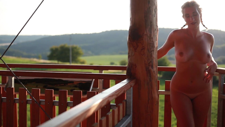 XCZECH: Sharon Cherry - watchtower adventure