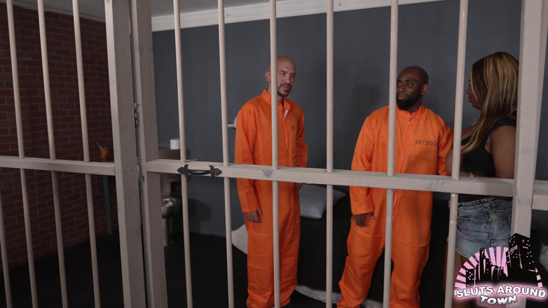 Sluts Around Town: Visita conyugal en prisión se convierte en infiel a la...