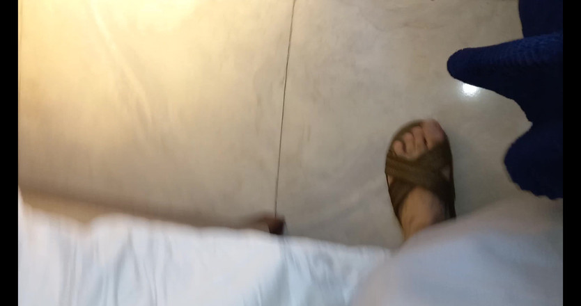 Mr Cute Cock: 欲火中烧的熟女想要我的大黑屌 第1部分