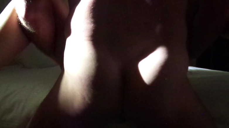 White Locust: Hotelowy orgazm