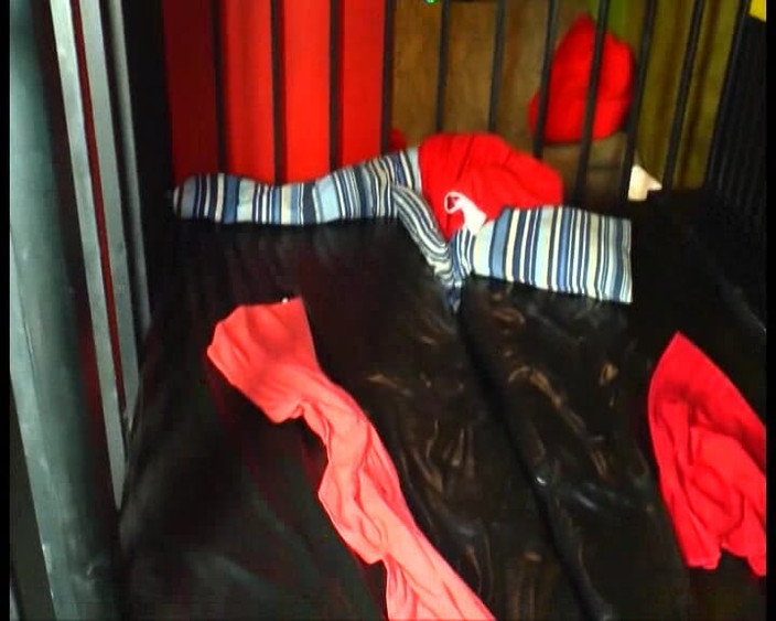 Lesbians and Masturbation: ¡Sí por favor, lameme allí! - Lesbianas rubias se ponen intensas...