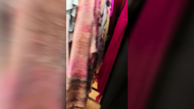 JessieHH: Je l’ai surpris en train de me faufiler en train...