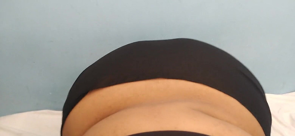 Aria Mia: Qualcuno mi scopi per favore culo grosso