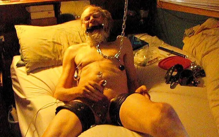 Fastninja's studio: Self bondage at home