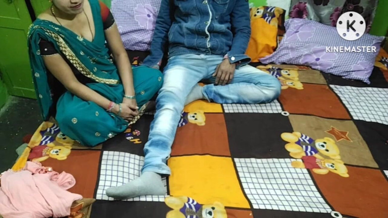 Saxesageth: Casalinga sexy