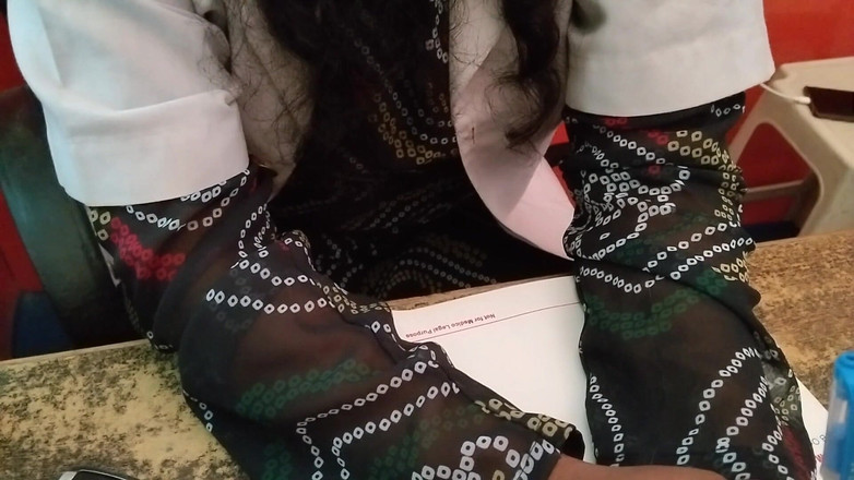 Nirman: Indische ehefrau bucht eine schlampe für ihren ficker-ehemann, volle nacht,...