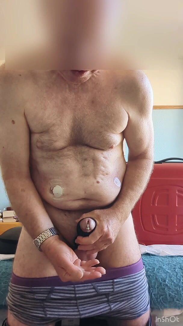 Bellhead: Minuta zabawy w sypialni