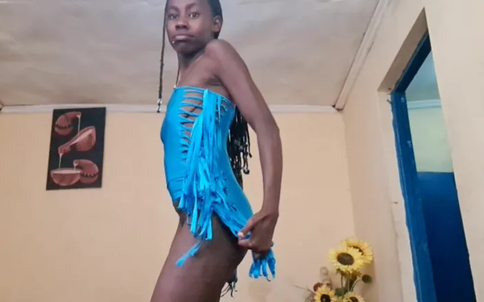 Solo Austria: Sexy Pussy Dancing by Horny Ebony Pearl Keysha