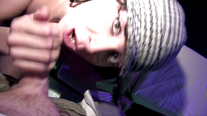 Miami Reality: クラブでのパーティーはストリッパーとの乱交で終わります