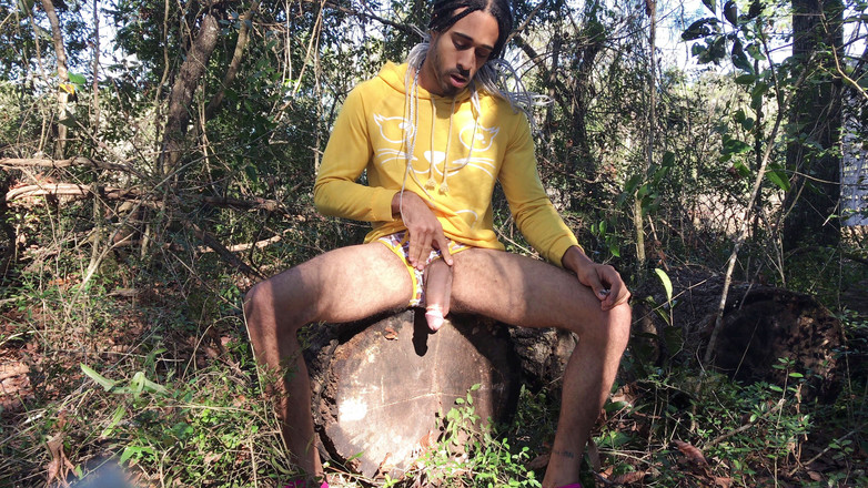 Arthur Eden aka Webcam God: モンスターコングの下着にモンスターコック